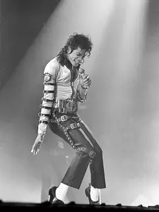 [SALE UP TO 45%] Michael Jackson Art Wall Indoor Room Outdoor (Print only, frame not included)