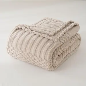 Solid Color Throw Blanket, Soft Boho Bed Throw Blanket, Fleece Cozy Blanket for Autumn, Cute Fluffy Lightweight Blankets & Throws for Sofa, Chair, Home Decor, Soft Warm Blanket, Casual Soft Blanket, Soft Comfy Blanket