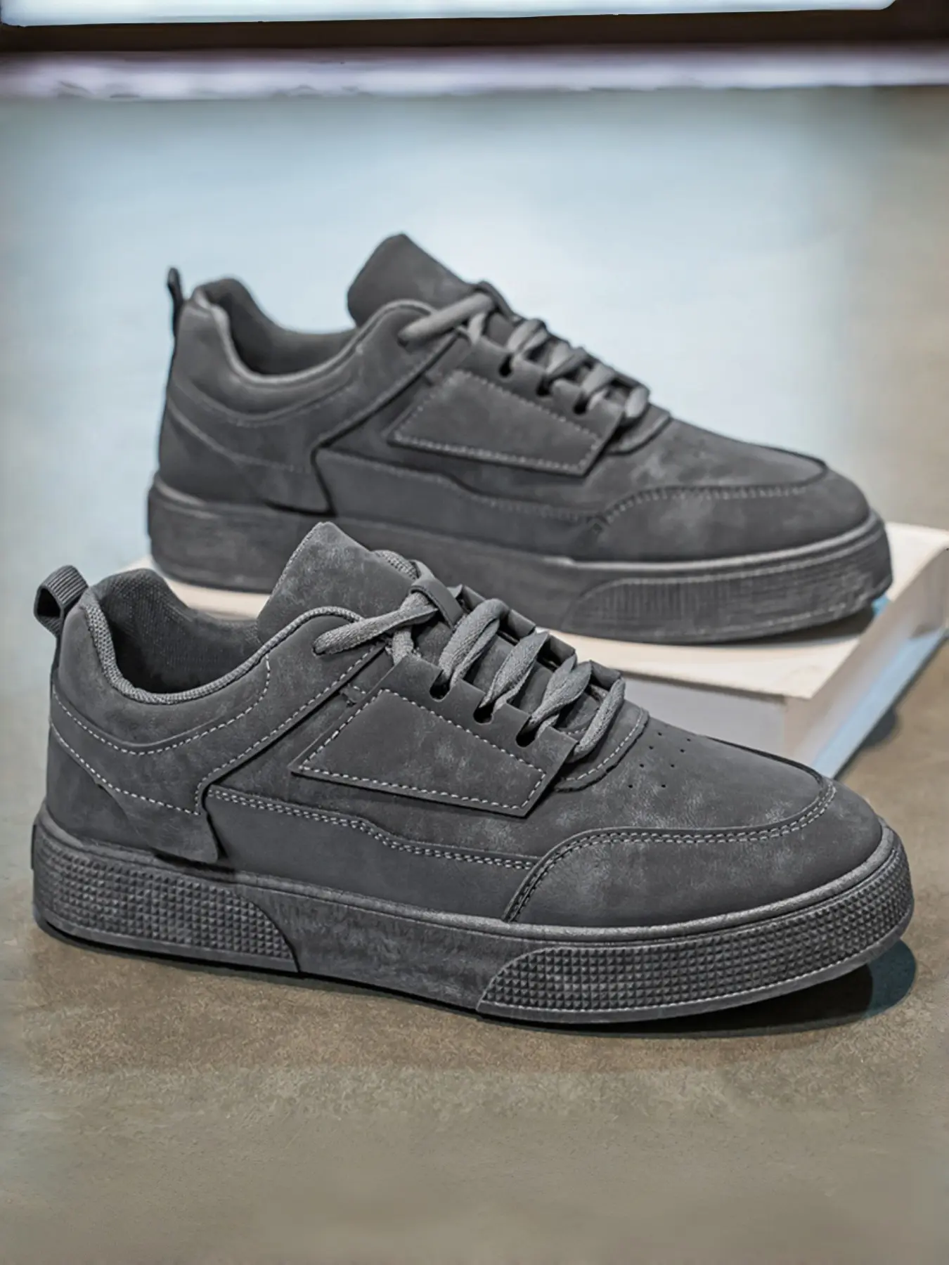 Men's Comfortable Soft Sole Sports Shoes, Versatile Trendy Skateboard Shoes, Lightweight Thick Bottom Casual Shoes