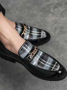 Men's Pointed Toe Leather Loafers with Shiny Finish, Business Casual Slip-On Shoes for All Seasons, Perfect for Weddings and Parties