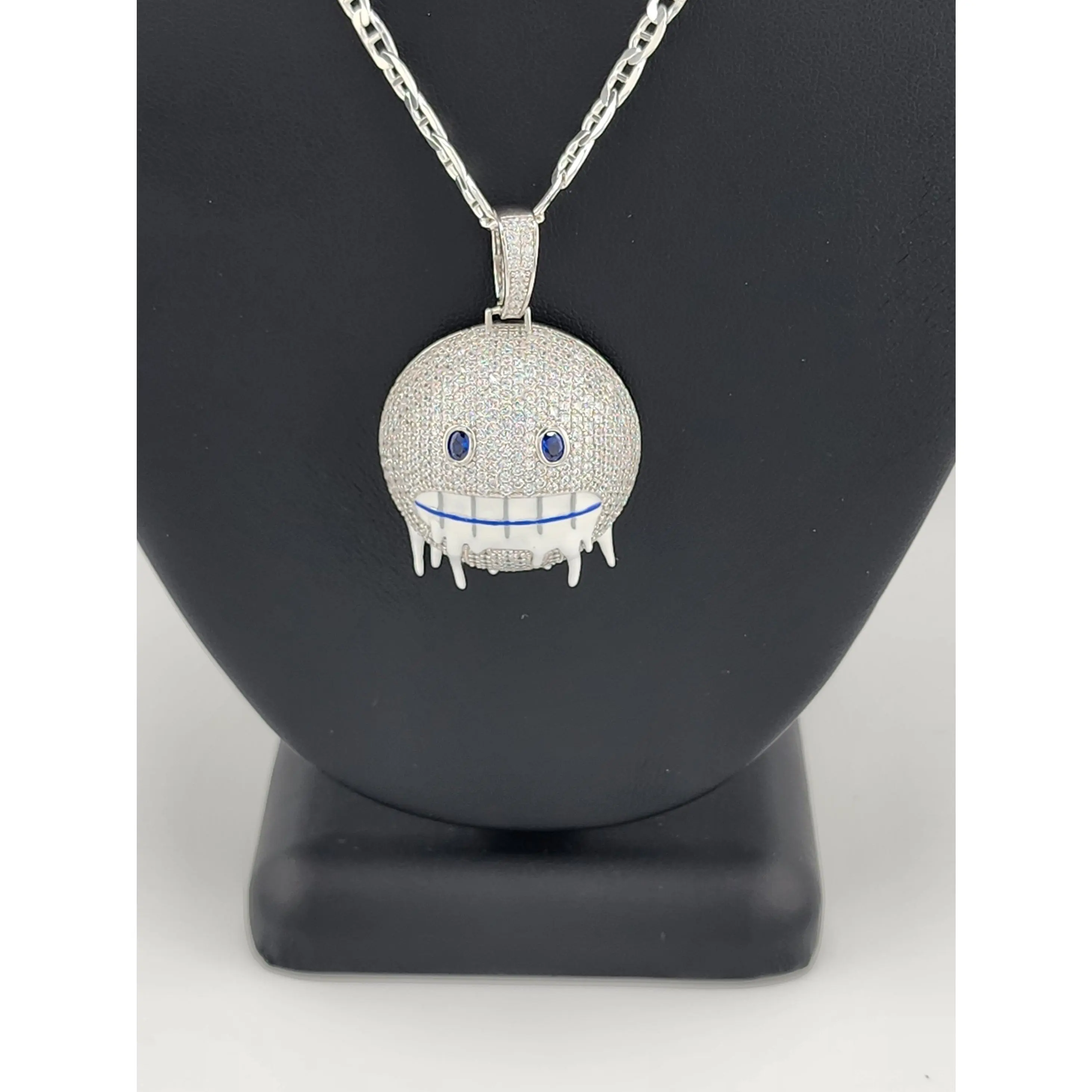 Brand New Sterling Silver 925 Emoji Frozen Face Necklace