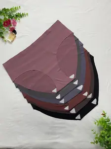 【Plus Size】 Solid Color Seamless Panty, Breathable Comfortable Brief for Daily Wear, Women's Underwear for All Seasons, Breathable Seamless Knicker