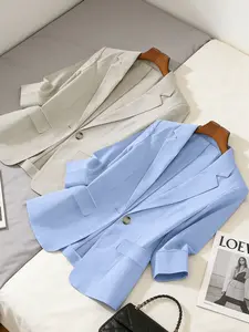 Women's two-piece plain color single-breasted double-pocket fitted half-sleeve five-point suit jacket, suitable for spring and summer suitable for commuting outfit.