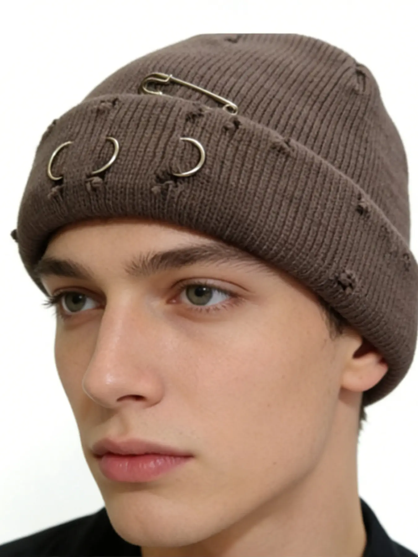 American Street Vintage Workwear Style Hole Pin Metal Ring Detail Knit Beanie Hat, Distressed Edges Design, Couple Matching Outdoor Warm Cold Cap, Fashion Beanie, High Quality Hat