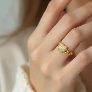 Exquisite Micro Paved CZ Heart Ring, Gold Plated Non Tarnish Adjustable Open Ring, Elegant Statement Ring for Dating & Daily Wear
