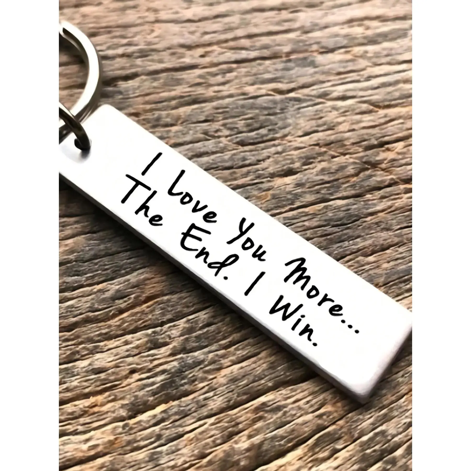 1 Pc Y2K Style Goth Couple Stainless Steel , Stylish Keyring with "I Love You More. The End. I Win." Message, Gift  for Boyfriend, Birthday or Anniversary Gift for Him, Car Accessory or Bag Pendant, Bag Charms,  for Bags day gif Cute Black Cat daughter