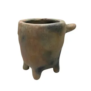 Sejnane Clay Vessel With Legs