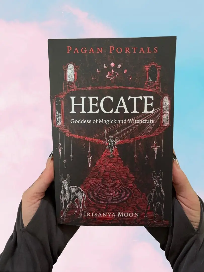 Pagan Portals - Hecate, Goddess of Magick and Witchcraft - Book