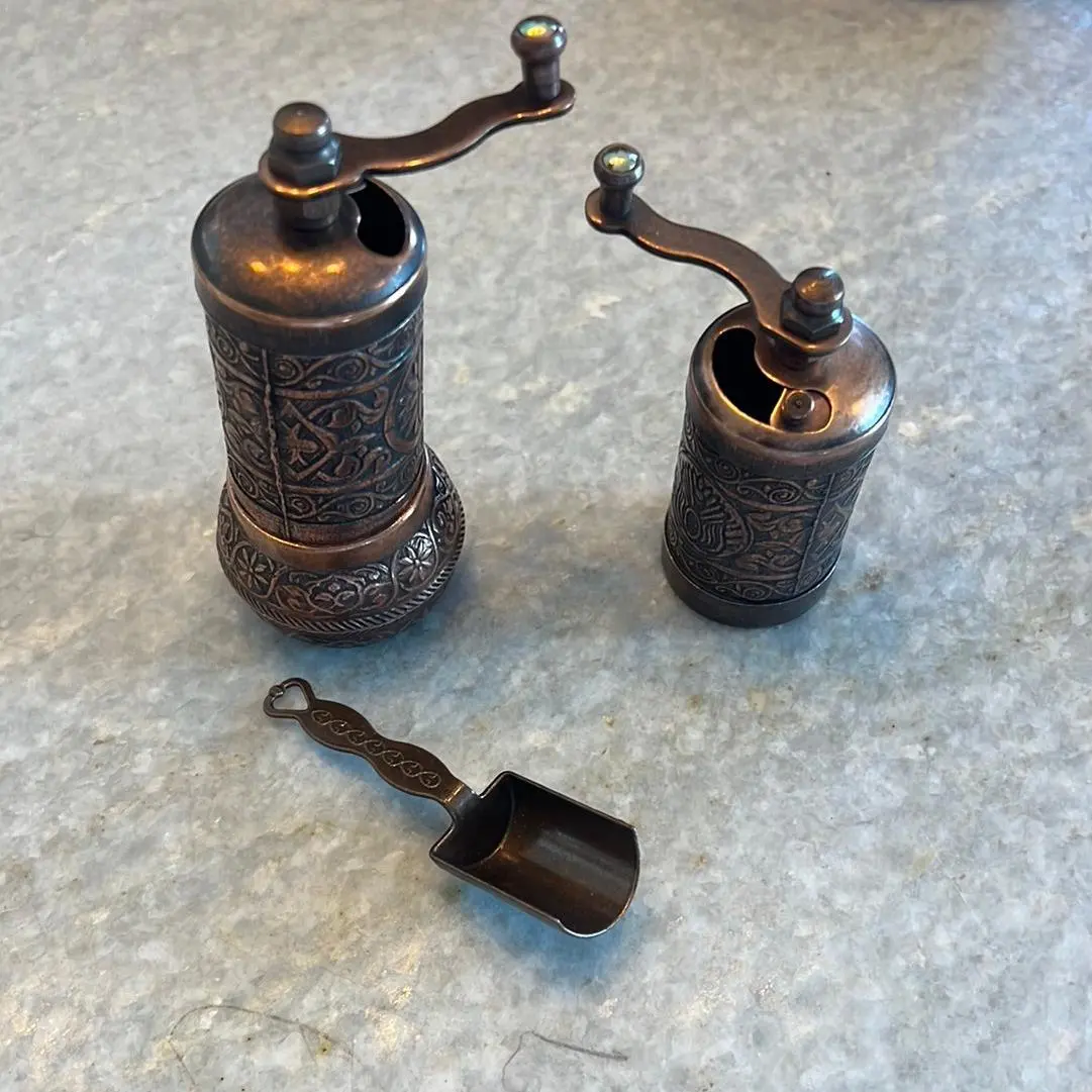 Salt and Pepper Grinder