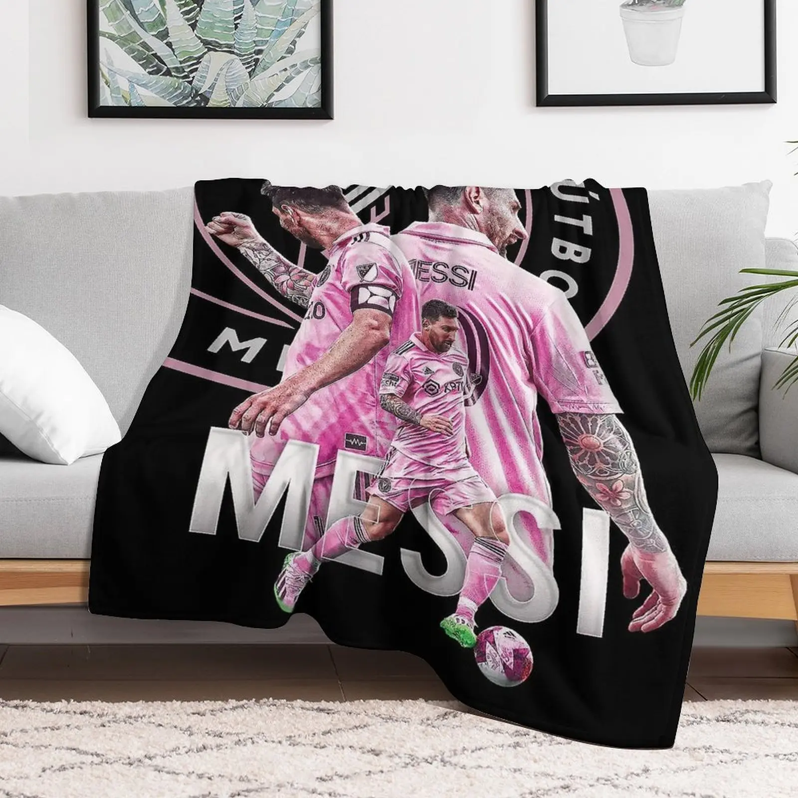 Messi Throw Blanket, Soccer Star Multi‑Portrait Flannel Fleece Plush Blanket, Lightweight Anti‑Static Blanket for Sofa Bed Couch, All‑Season Gift for Football Fans