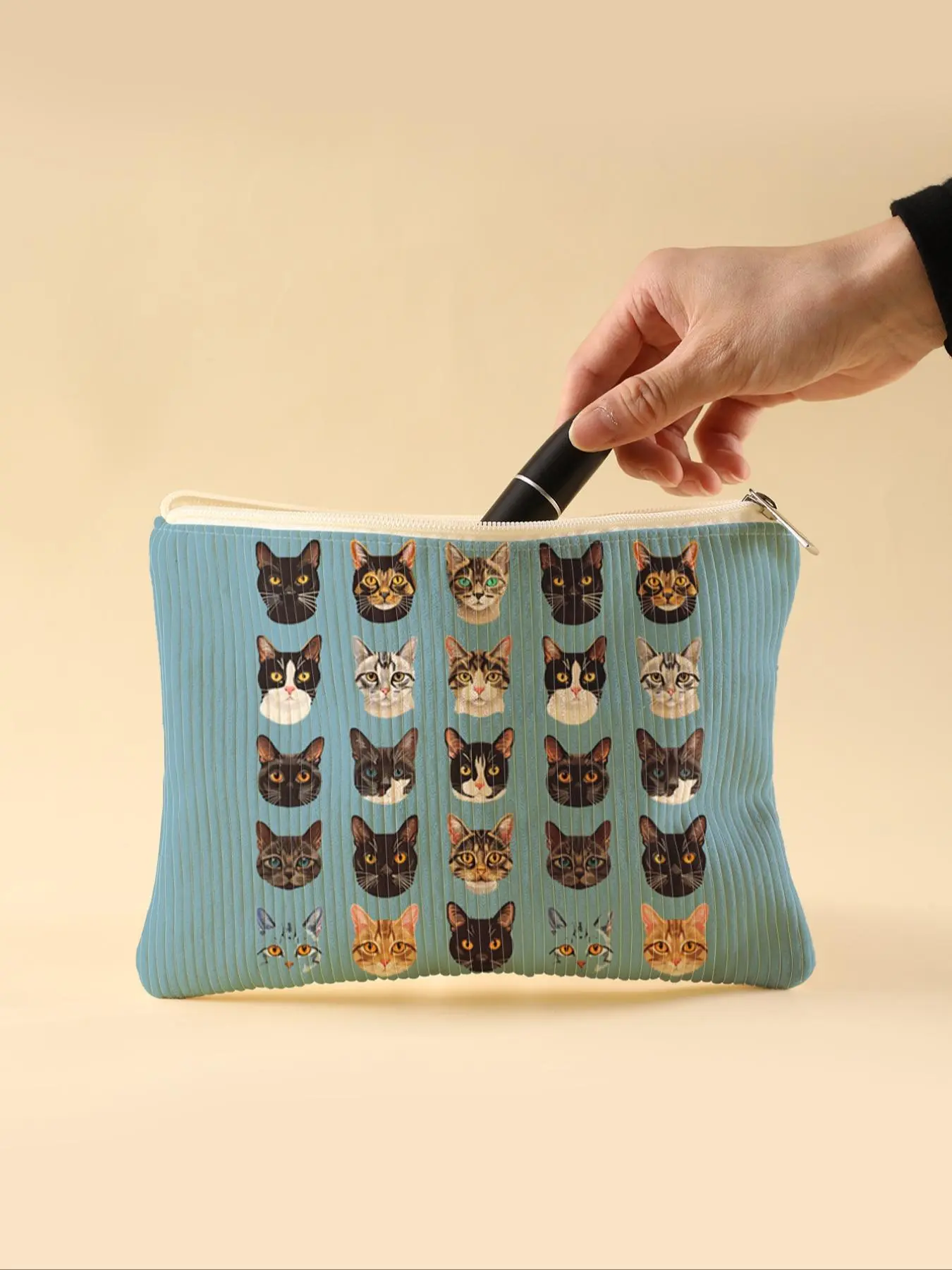 Cat Pattern Corduroy Makeup Bag, Lightweight Zipper Makeup Organizer, Multifunctional Makeup Bag for Toiletries and Accessories, Makeup Organizer Pouch, Makeup Storage Bag, Cosmetic Bag, Cosmetics Bag