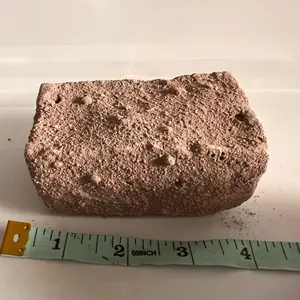 Barrolga- tabique mora- lila clay in a shape of square with white caolin inside. Made in mexico