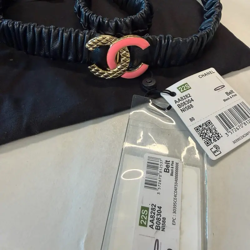 Pre-owned Chanel CC Leather Stretch Leather Belt