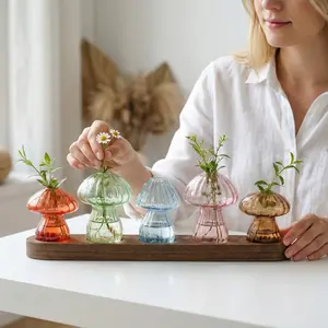 Colored Mushroom Hydroponic Vase Set with Wooden Stand, 3/5-Pack Hand Blown Dopamine Aesthetic Glass Propagation Station, Flower Bud Vases for Water Plants, Home Decor Items, Ideal Gift for Plant Lovers