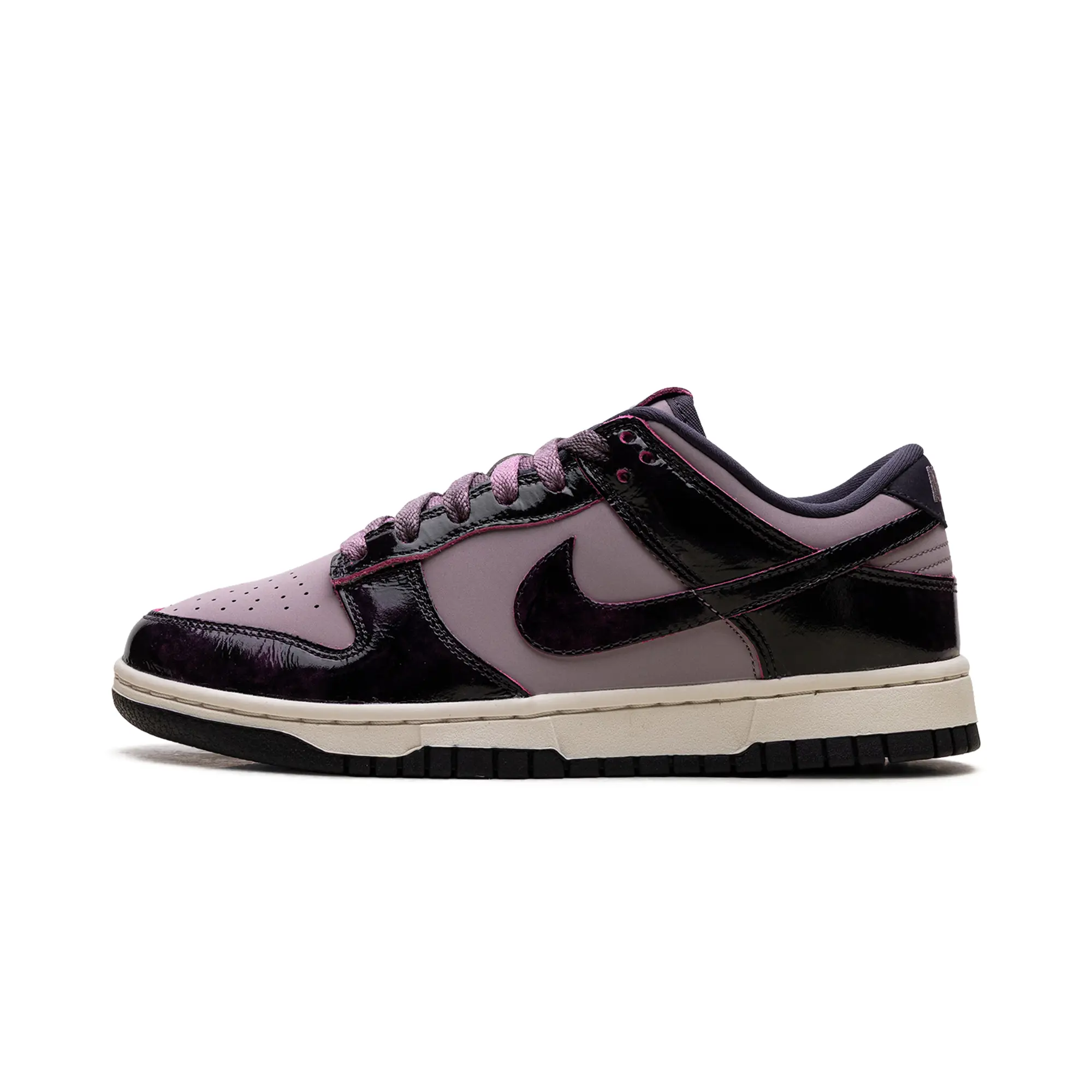 Dunk Low SE WMNS "Panda-Monium Pack - Light Violet Ore" HQ1918 200