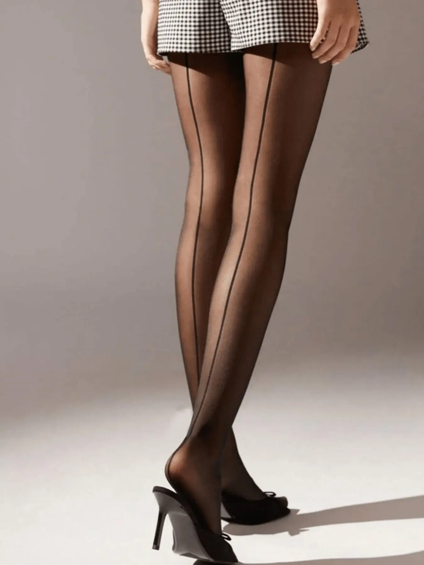 Women's Vertical Stripe Tight Ultra-Thin Pantyhose, Comfortable Fit, Perfect for Daily Wear, Stylish and Breathable Stockings Leg