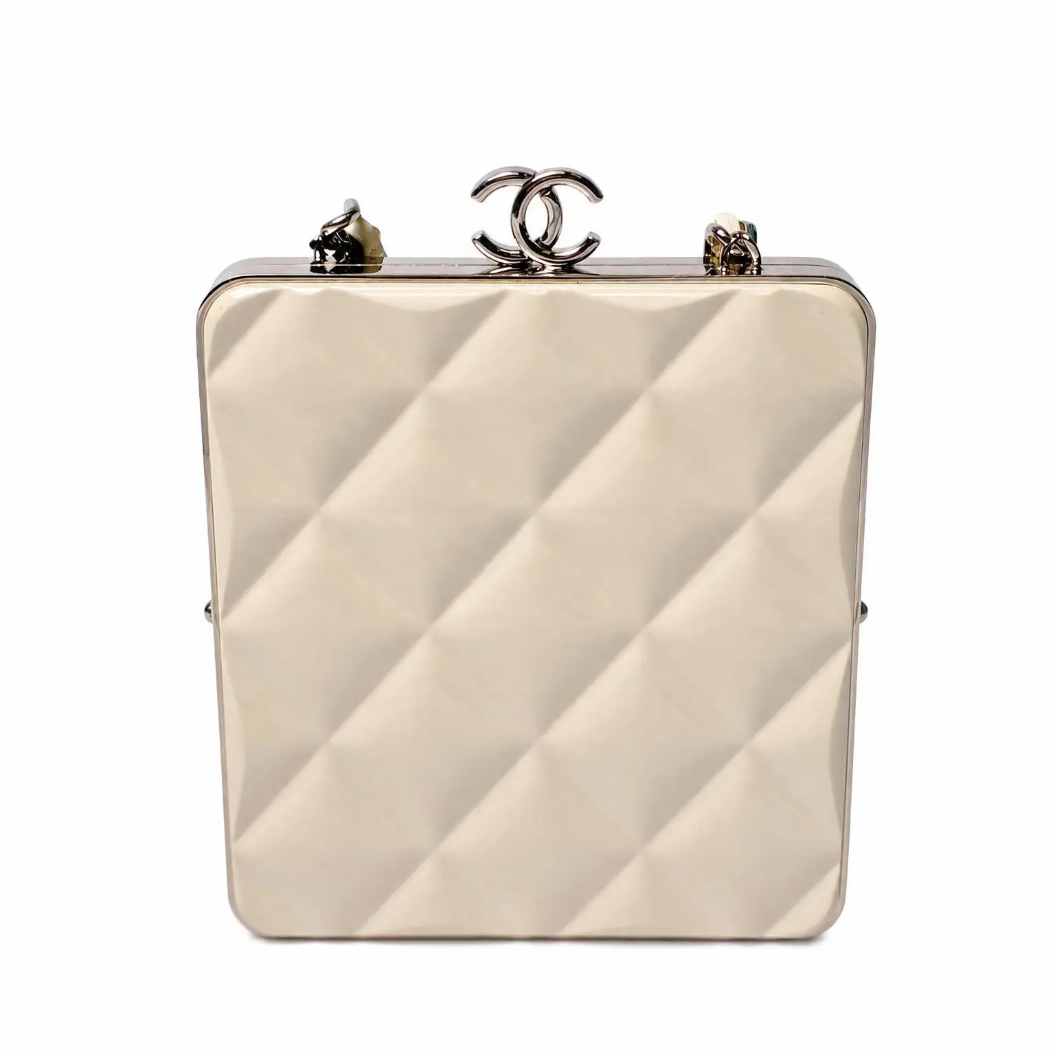 Pre-owned CHANEL X Clutches & Wristlets CC Quilted Metal beige