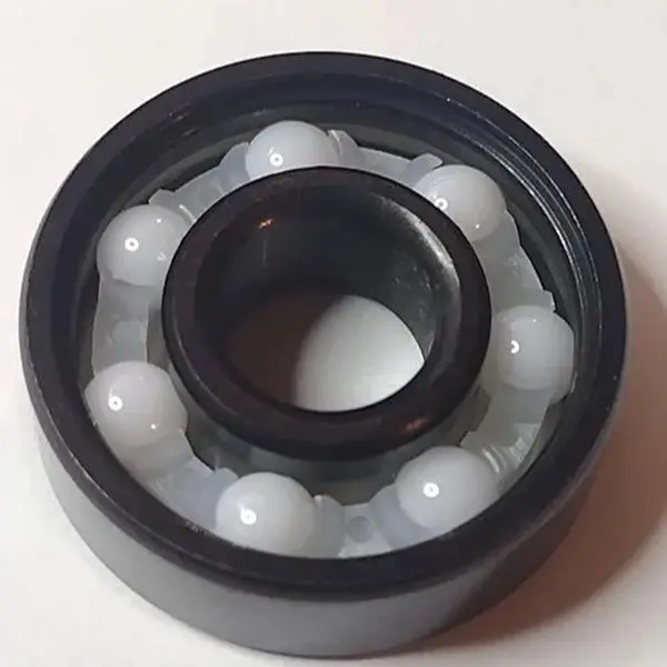F-2 White ZR02 Zirconia Ceramic Balls with Black Oxidized Coated Races