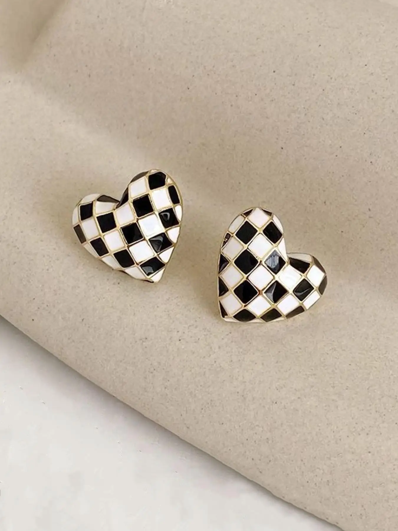 Checkerboard Heart Shaped Stud Earrings, Fashionable Enamel Earring for Women, Trendy All-match & Exquisite Jewelry for Birthday Gift