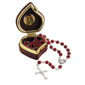 Rosario de  Nuestra Señora de Guadalupe con Aroma a Rosas  y Estuche.