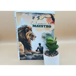 Bible Study Journal for Men – In the Presence of the Master | Spanish Devotional Verse Study Journal