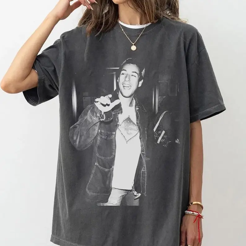 Men's Classic Fit 100% Cotton Tshirt - Adam Sandler Vintage Cute Graphic, Funny Streetwear Casual Top, Short Sleeve, Crew Neck, Unisex Menswear, Tear-Away Label, Split Print Pattern, Preppy Basics, True Size Run, All Season, Tear-Away Label