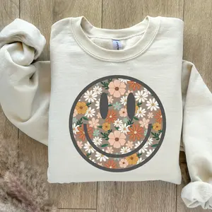 Oversized Smiling Face Sweatshirt, Happy Face Crewneck,Retro Smile Face hoodie, Vintage Style Sweatshirt, Women’s T-shirt,  Hoodie and Sweater Cotton Womenswear