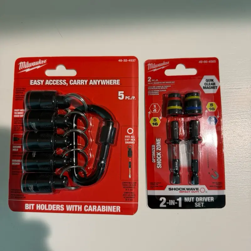 Milwaukee SHOCKWAVE Impact-Duty 2-In-1 Alloy Steel Magnetic Nut Driver Set (2-Piece) with 5-Piece Hex Bit Holder with Carabiner