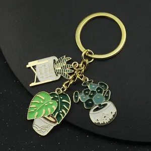 1pc Fashion Casual Chain-Attached Keychain - Cottagecore, Unconventional Style Keychain with Succulent Monstera Leaf Charm Pendant, Novelty Gift for Plant Lovers, Chain-Attached Keychains, Cottagecore Keychains