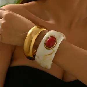 2 Pieces/Set Vintage Faux Red Stone Resin Geometric Bracelets, Exaggerated Stackable Luxury Gold Color Thick Wide Mouth Bangle New Arrivals For Women
