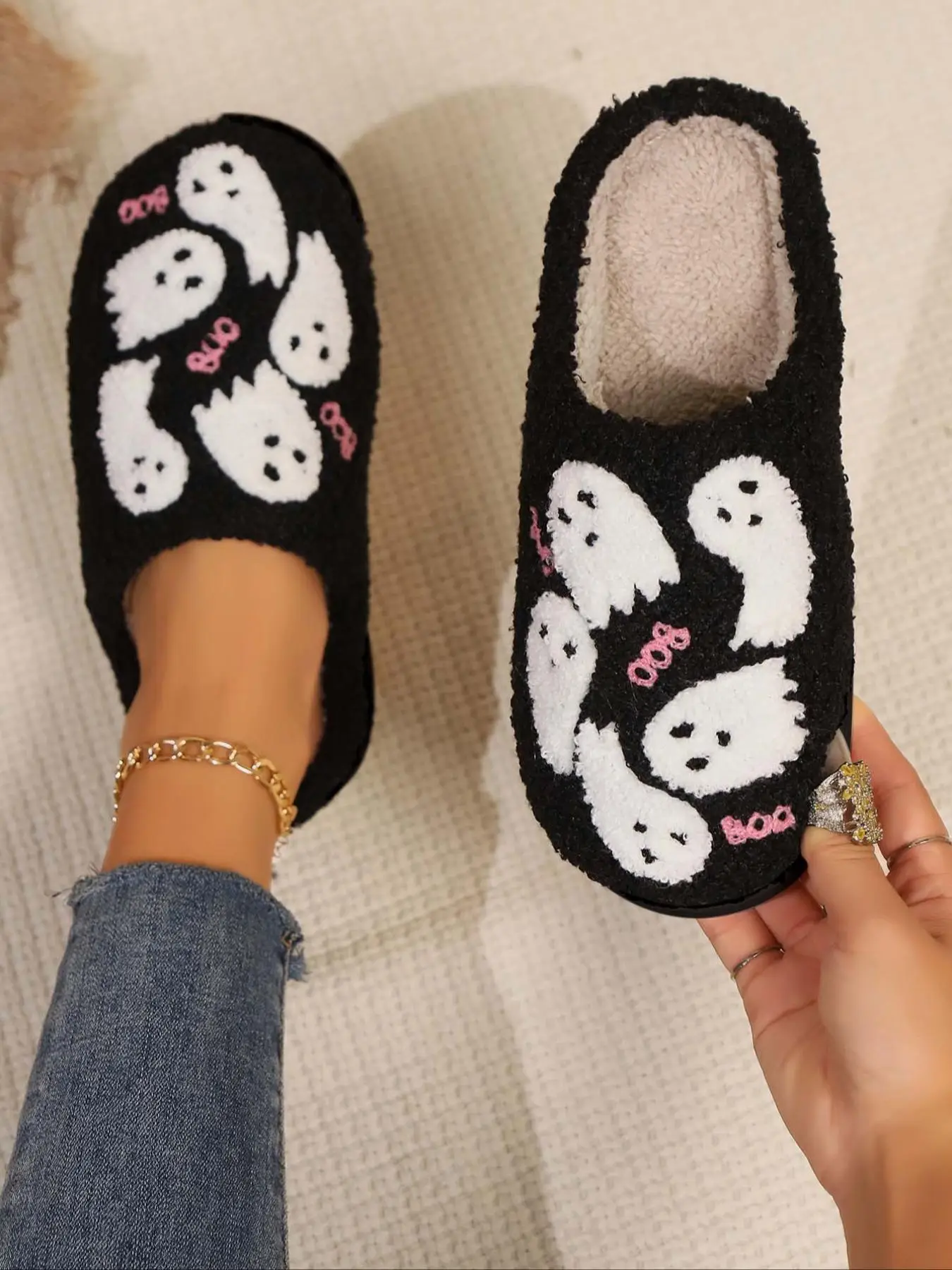 Women's Cute Cartoon Ghost Pattern Plush Slippers, Casual Soft Comfortable Home Slippers, Halloween Themed Bedroom Slippers, Warm Shoes for Indoor & O