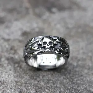 2022 NEW Men's 316L stainless-steel rings Vintage super punk skull biker ring for teens FASHION Jewelry Gifts