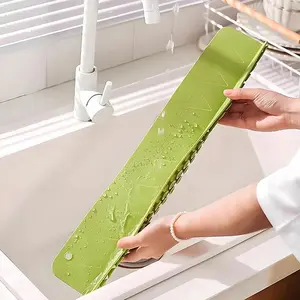 1Pc Silicone Sink Splash Guard with Suction Cup Sink Baffle Splash Guard Splash Protector for Kitchen Island and Bathroom