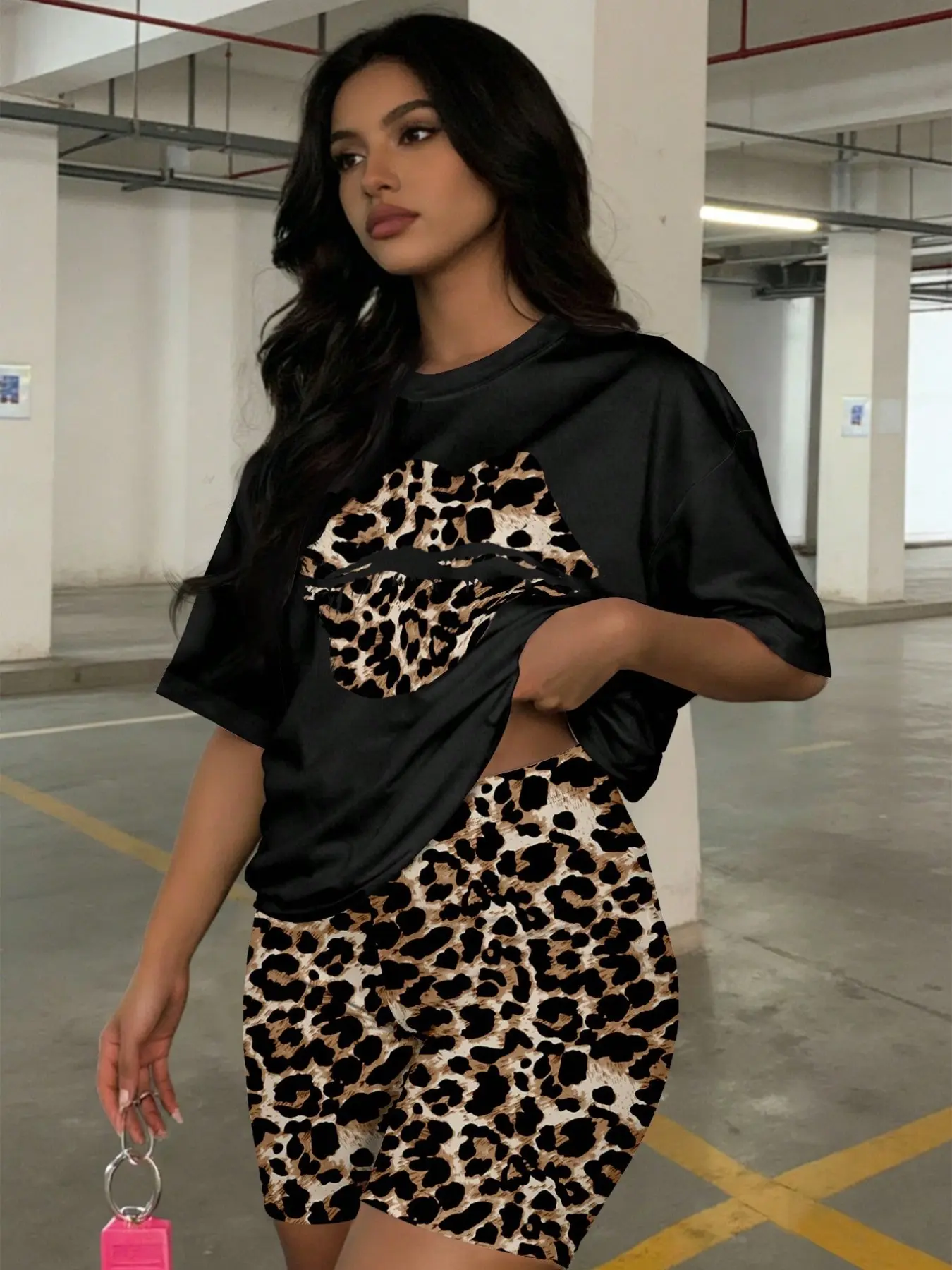 New Women's Short Sleeve Shorts Set, Leopard Print Streetwear Casual Style, Western Fashion 2-Piece Suit, Fitted Above the Knee, Aesthetic, Clothes, Fitted Clothing Set