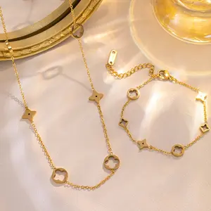18K gold-plated four-leaf clover and star pendant necklace and bracelet, made of waterproof titanium steel