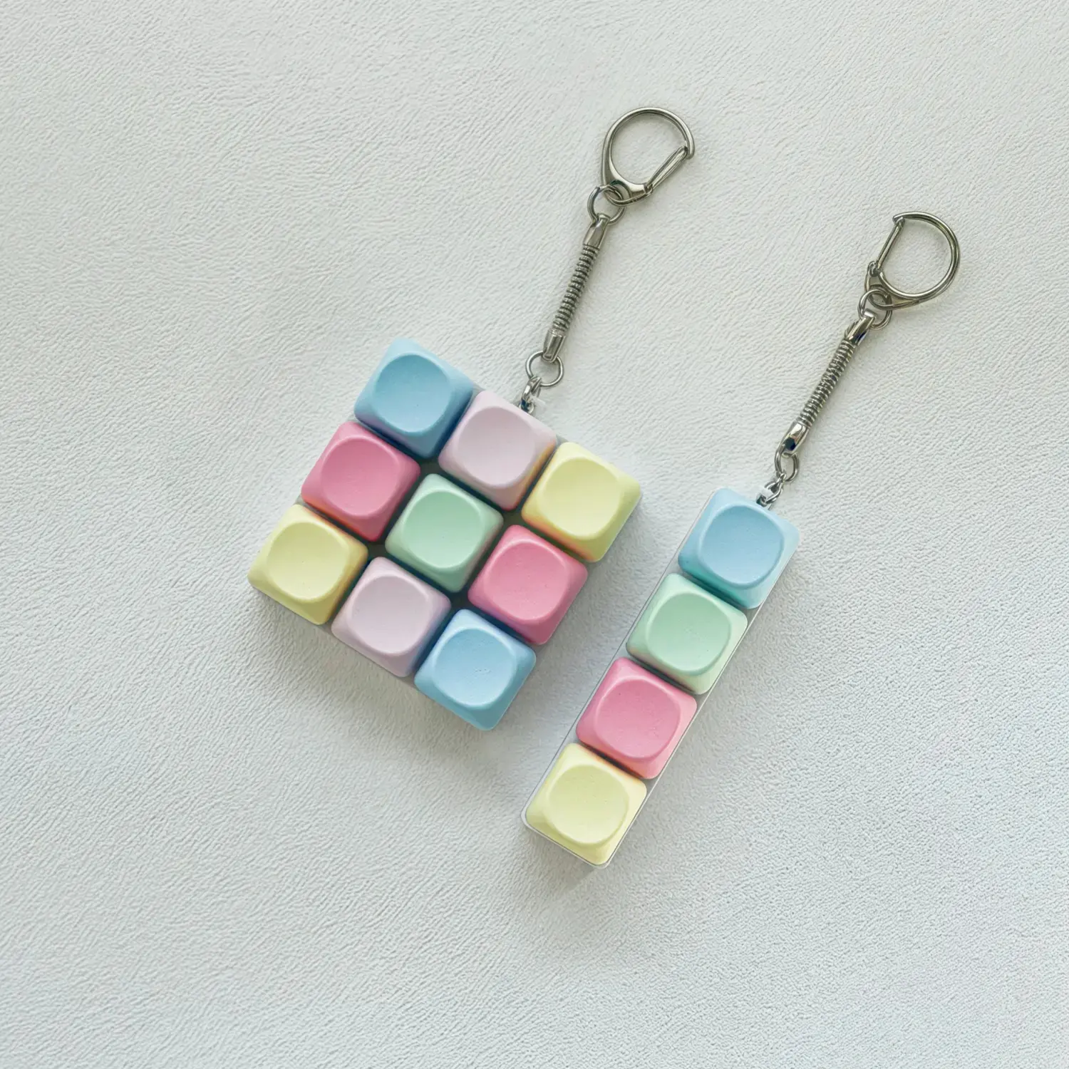 Portable Mechanical Keychain Hand Fidget Toy - Colorful Silicone Keyboard Clicker, Durable Pocket Stress Relief Gadget, Backpack Accessory with Tactile Buttons, Decompression Gift for Adults