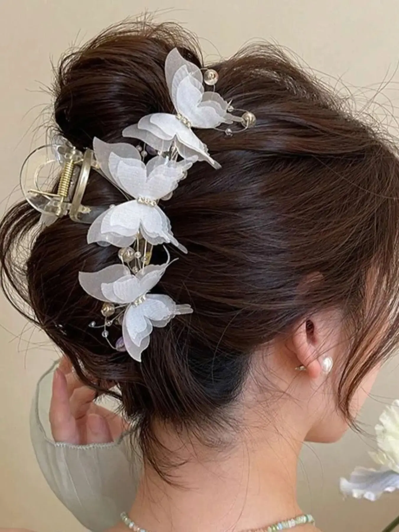 Elegant Women's Mesh Pearl Butterfly Prom Mom Hair Clip Original, Stylish Fall Winter Accessory, Perfect for Photos, Commuting, Parties, and Travel, Hair Decor, Butterfly Clips, Hairclips