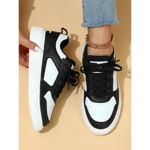 Fashionable Colorblock Lace Up Low Top Designer Sneakers, Casual Comfortable Breathable Skate Shoes, Female All-match Round Toe Shoes for Daily Wear