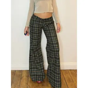 Women’s Retro Gingham Flared Long Pants, Low-Rise Wide-Leg Design, Fitted Casual Style, Button Fly Closure
