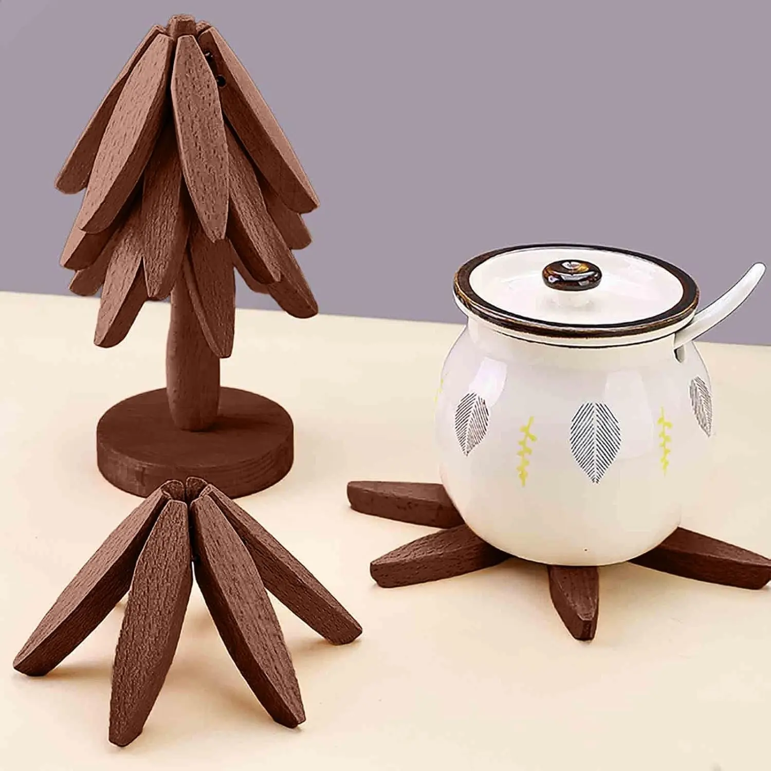 Tree Shape Bamboo Trivet Set - 4 Solid Original Wood Grain Trivets with 1 Non-Slip Stand, Heat-Resistant, Foldable, Durable Kitchen Tableware Coasters for Hot Dishes, Modern Table Protection, Ideal Gift Idea