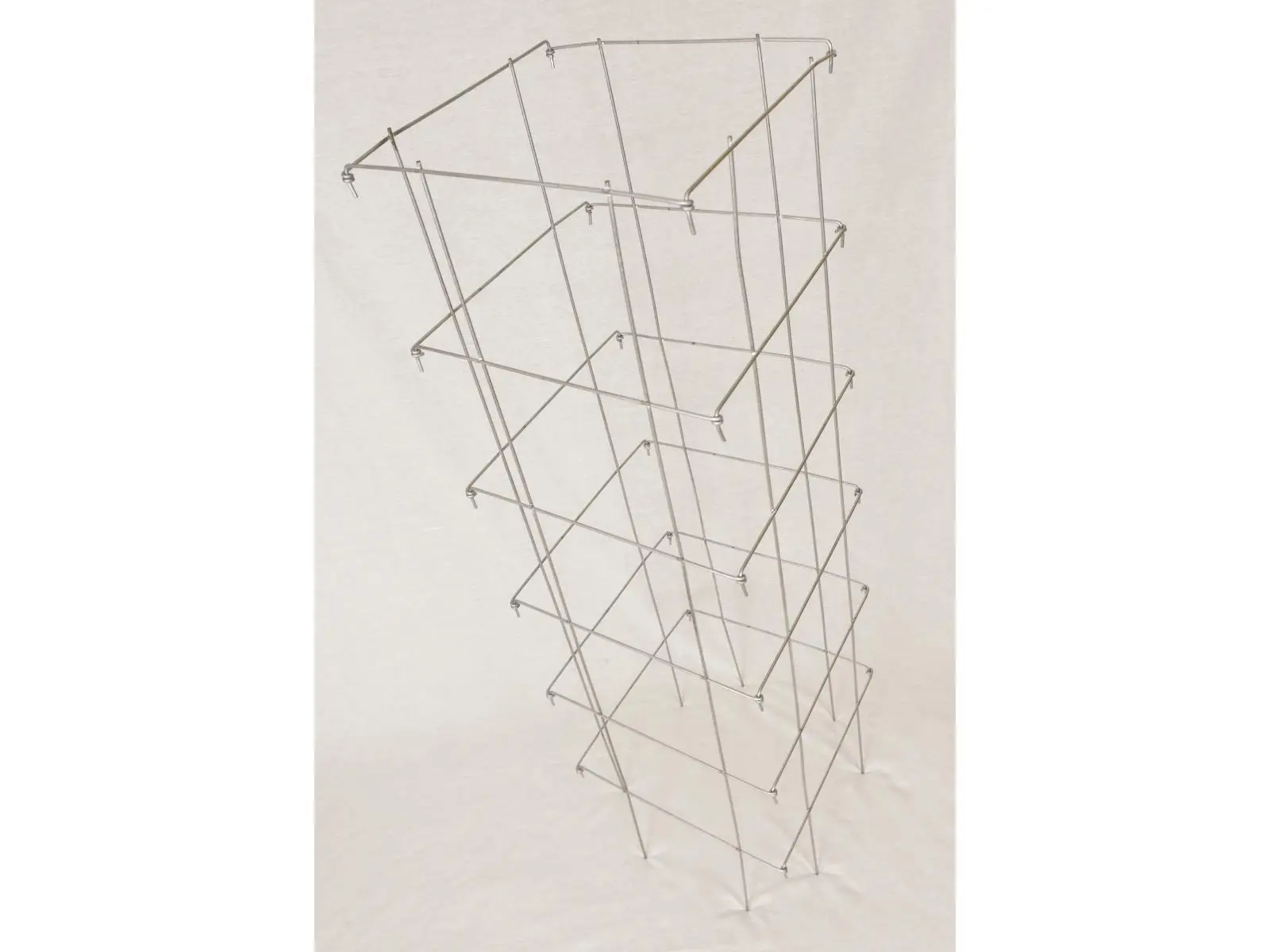 MidWest Wire Works 8480X3P 3-Pack 48' Metal Plant Care Cage, 8-Legs, 48x14x14 Heavy-Duty Collapsible Design