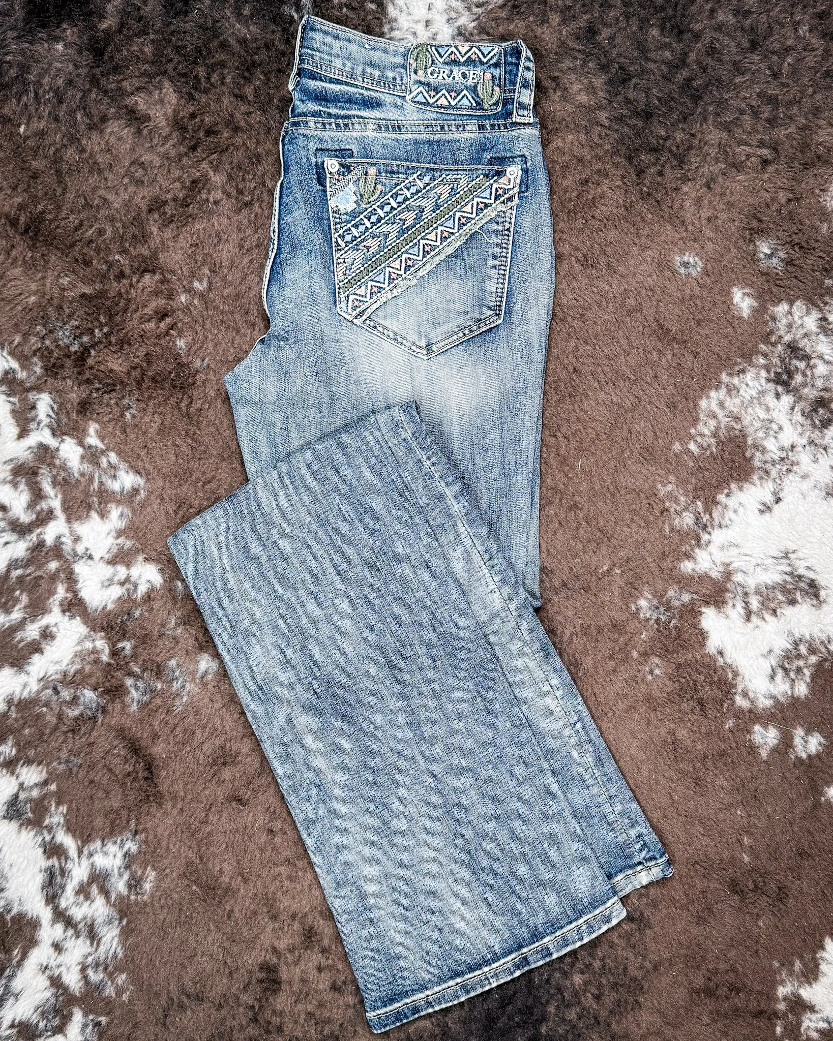 Cactus Canyon Women's Easy Fit Boot Cut Curvy Jeans by Grace in LA, Fitted Accents, Cotton-Polyester Fabric, Vibe-Infused Tee-Inspired Style