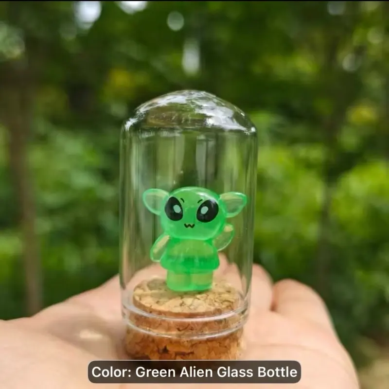 Tiny green aluminous, resin art/trinket