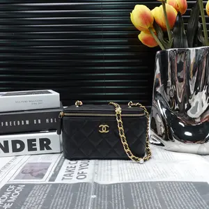 Pre-owned CHANEL Lambskin Shoulder Bags Vanity Small Black Caviar Calfskin Shoudler Bag T10198417