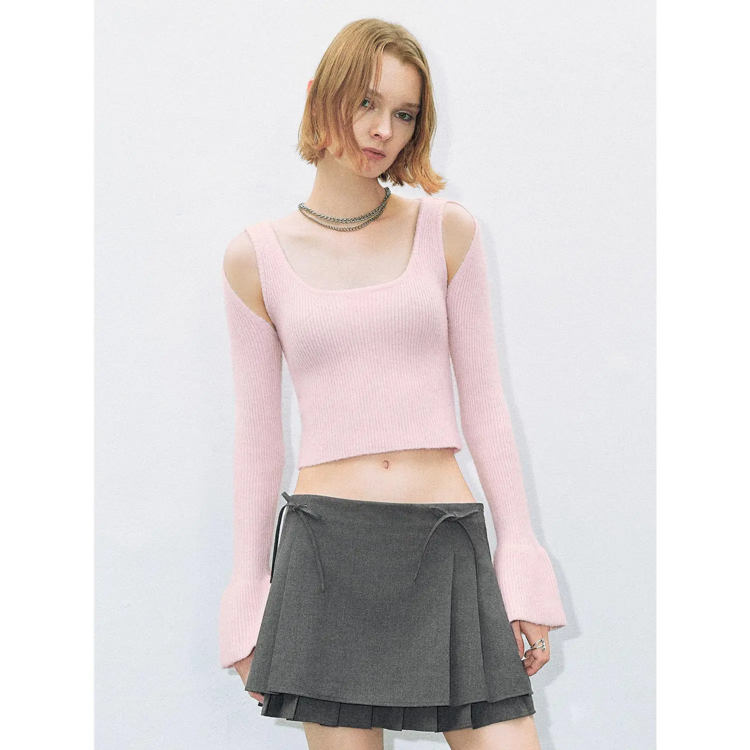 URBAN REVIVO Women's Cut-Out Neck Knit T-Shirt - 70cm Short Sleeve, Skinny Basic, Polyester & Acrylic Knitting Fabric, Minimalist Casual Knitwear, Multi-Size, Long Sleeve Option, All-Season Tops, Cold Wash, Do Not Bleach