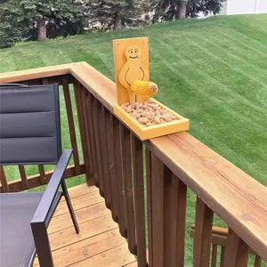 New Product Squirrel Feeder Tray Wooden Craft Squirrel Feeder