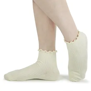 Women's Frill Trim Crew Socks, Casual Basic Low Cut Socks for Daily Wear, Women's Socks for All Seasons