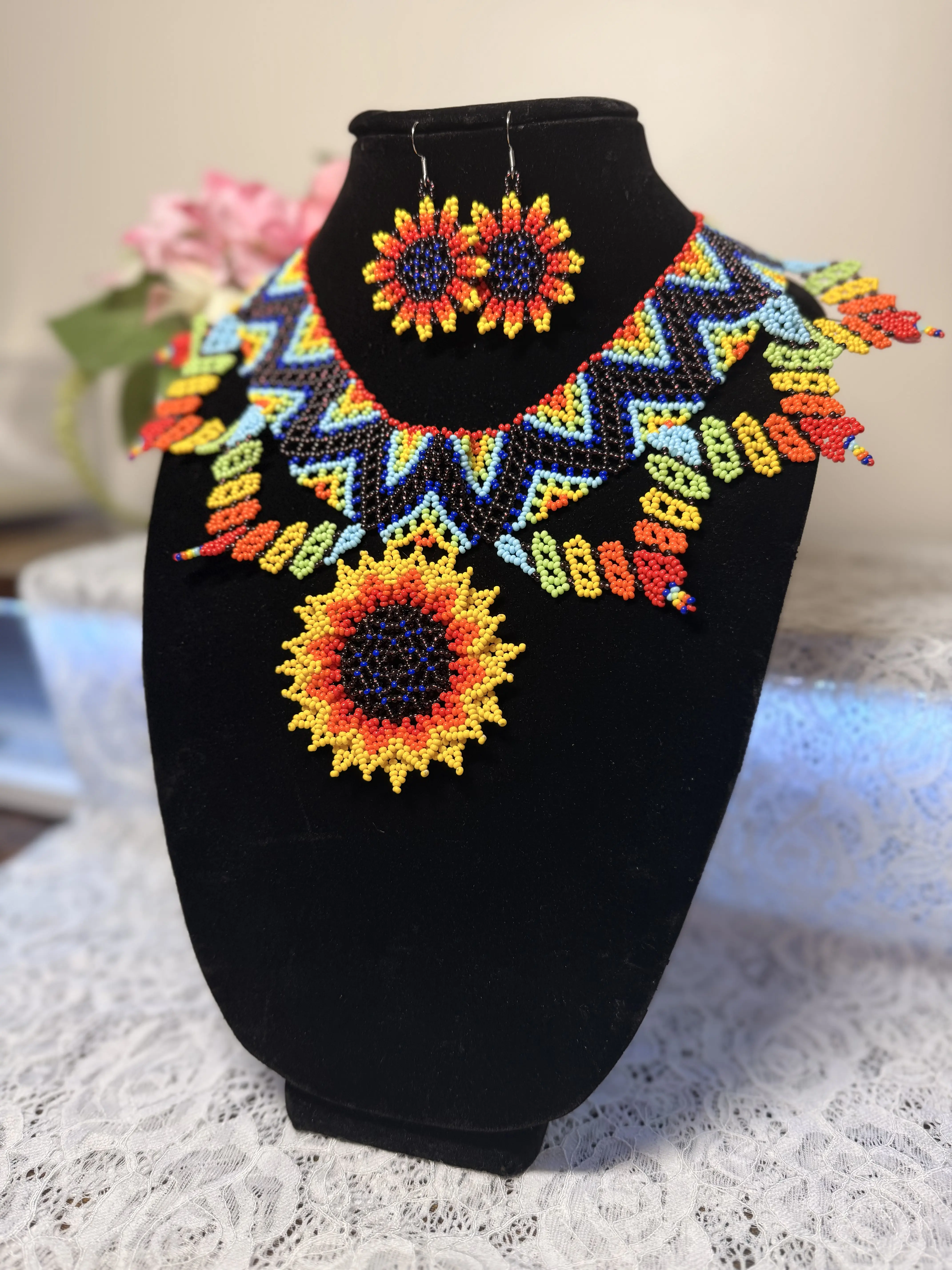 Collar de Girasol- Sunflower Beaded Collar Set - Vibrant Sunflower Design with Beaded Accents