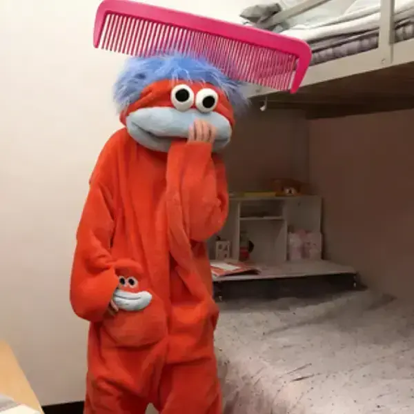 Unique plus size pajamas with comb, fun themed jumpsuit, thick sausage fur robe, home clothes, jumpsuit and washable wig, suitable for both men and women as Valentine's Day giftsRAIMENTRY Unique plus size pajamas with comb, fun themed jumpsuit, thick sausage fur robe, home clothes, jumpsuit and washable wig, suitable for both men and women as Valentine's Day giftsRAIMENTRY