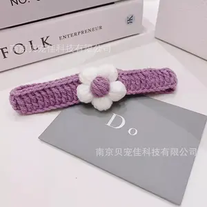 Pet cute scarf collar decoration accessories dog cat handmade three-dimensional wool flower into cat small dog cuban chain collar Adjustable Knitted Bow Collar holiday  gear